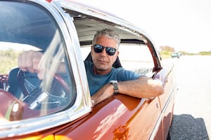 Publican una biografía de Anthony Bourdain que muestra cómo era en realidad