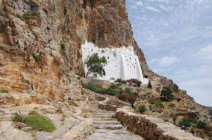 Antiguo ingreso al centro religioso de Amorgos.