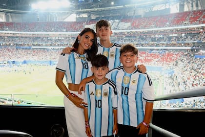 Anto Roccuzzo celebró el épico triunfo junto a sus hijos en el estadio de Atlanta