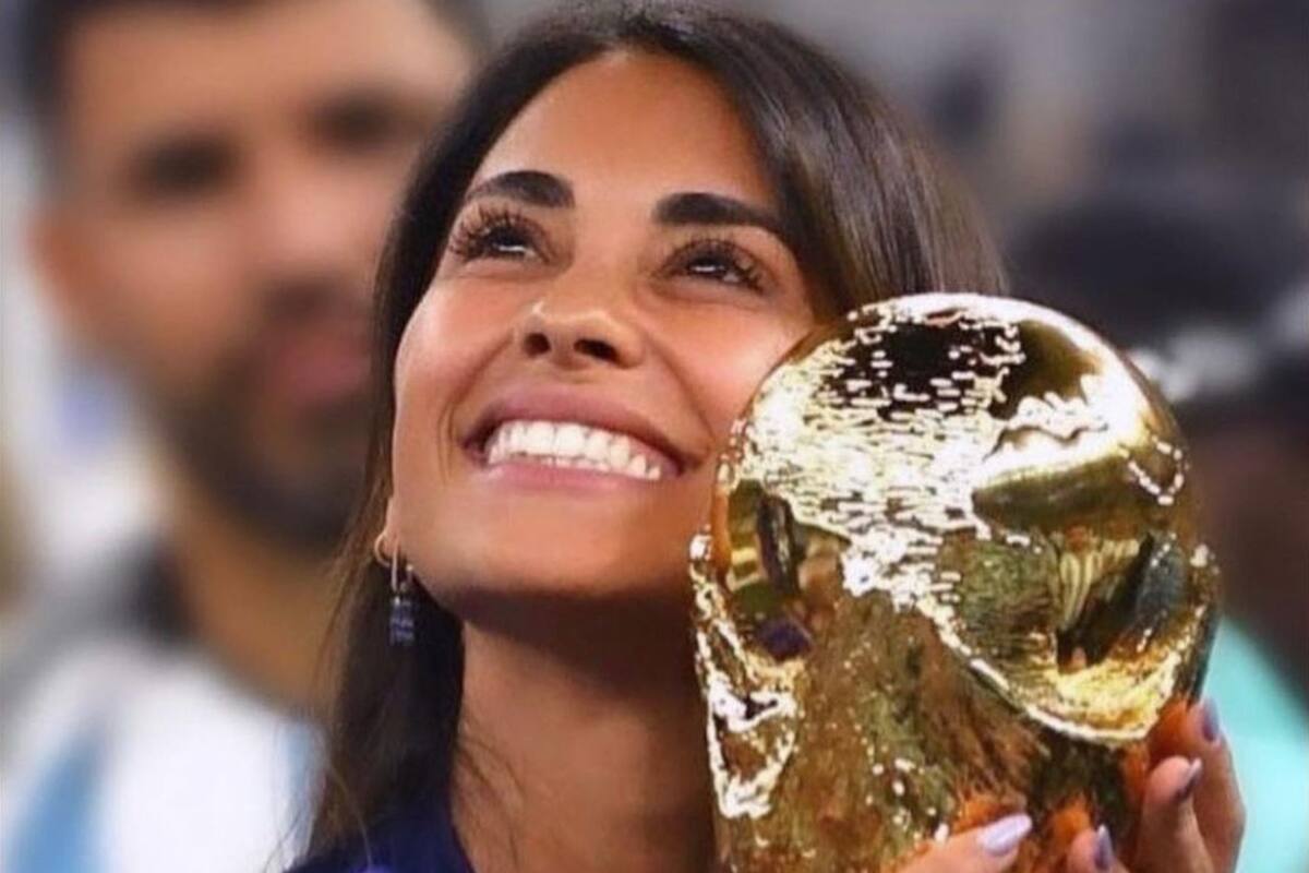 Antonela Roccuzzo estuvo presente en la fiesta del Monumental junto a sus hijos dándole su apoyo incondicional a Lionel Messi