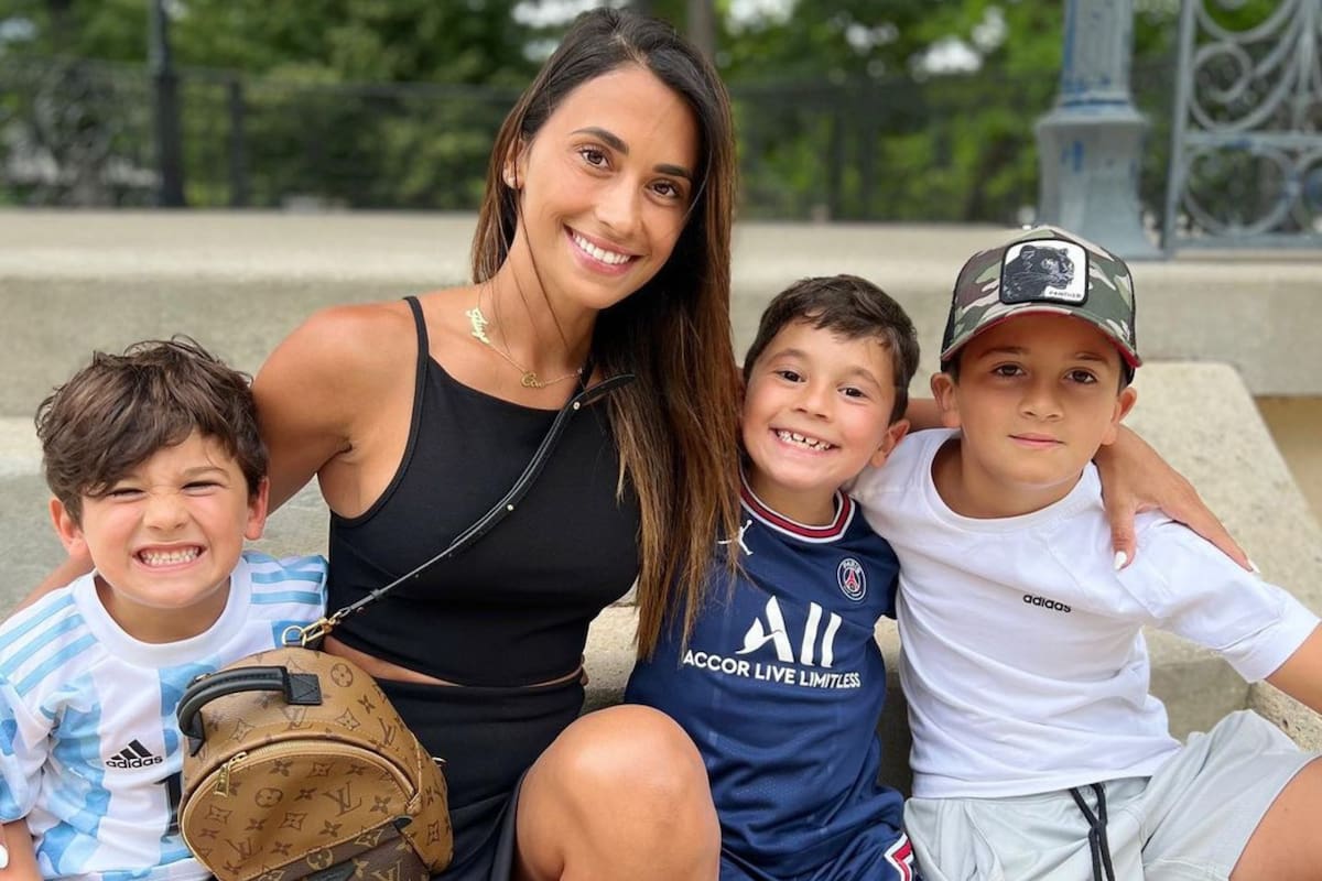 Antonela Roccuzzo sorprendió a todos con un video de sus hijos en pleno invierno español