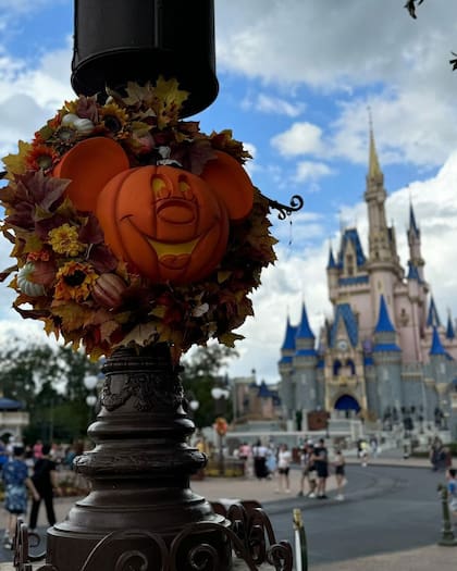 Antonela Roccuzzo sorprendió con una escapada a Disney (Foto: Instagram/@antonelaroccuzzo)