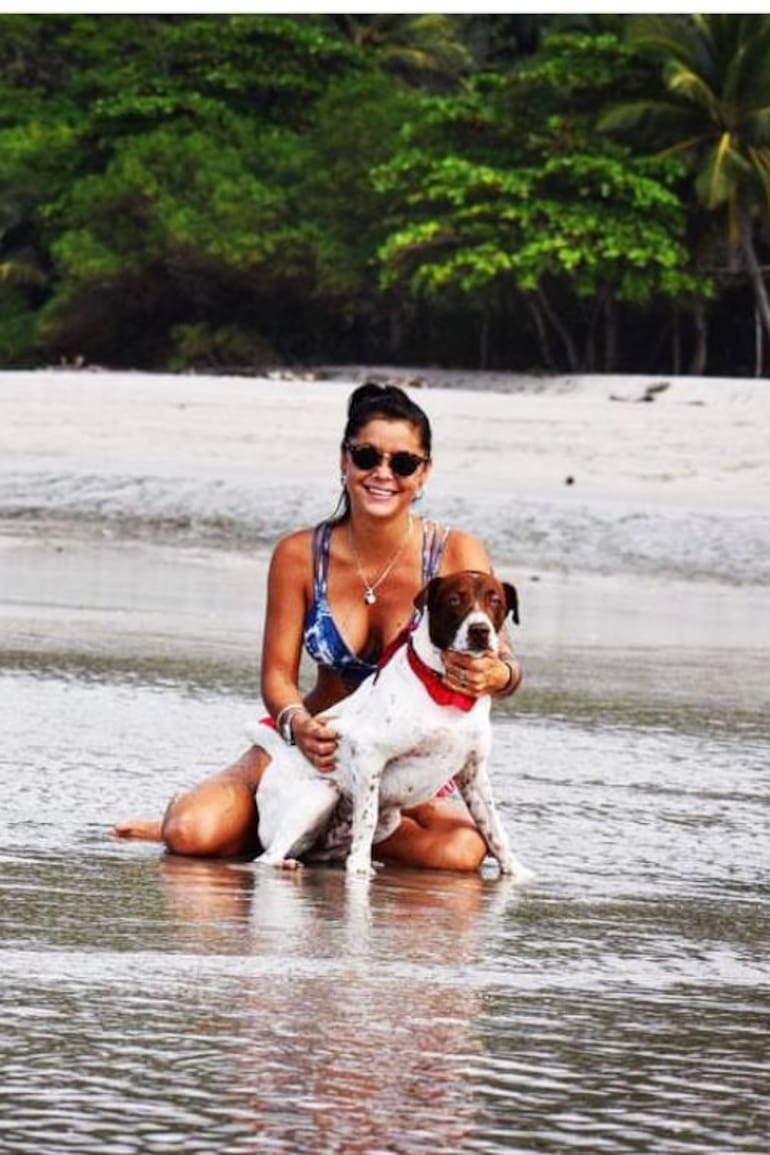 Antonella Giraldi tiene 33 años y hace siete se instaló en Santa Teresa, Costa Rica