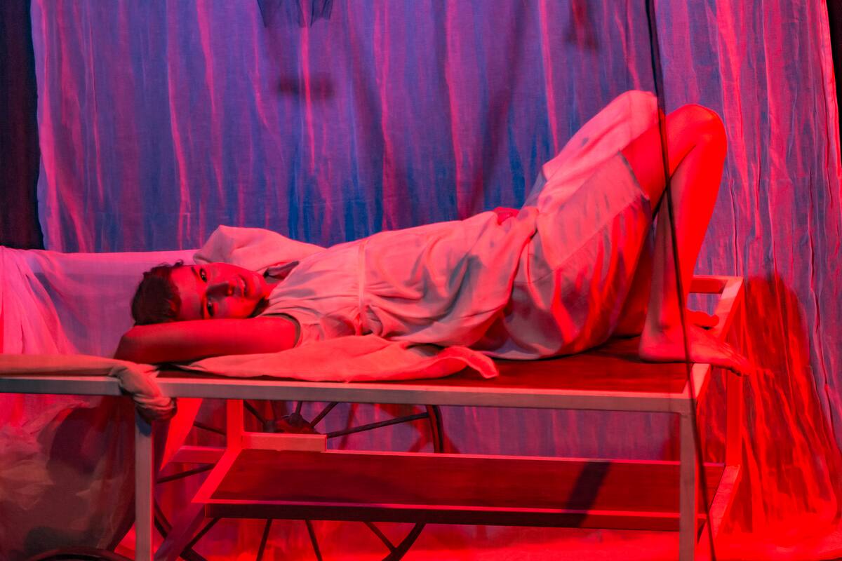 Antonia Bengoechea como Remedios de Escalada de San Martín