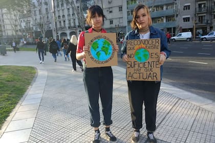Antonina y Agostina fueron juntas a la marcha