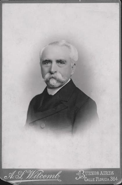 Antonio Devoto.