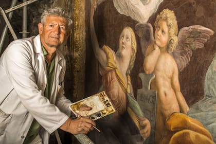 Antonio Forcellino el resturaador de Las Silfides de Rafael