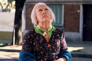 Antonio Gasalla como Mamá Cora