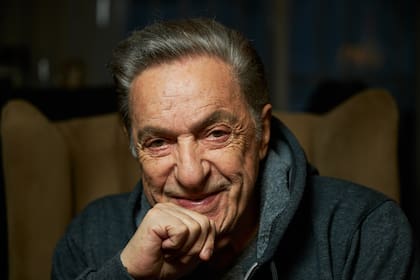 Antonio Grimau: “Fue muy lindo formar parte de una gran producción Más allá del horizonte, a tal punto que había tres unidades de grabación, una para piso y dos para exteriores, con un gran despliegue"
