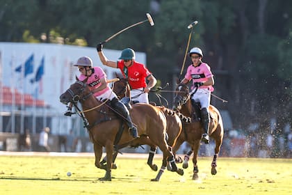 Antonio Heguy, uno de los factores claves en la levantada de Ellerstina Chapaleufú; en la escena, se le va a Du Plessis