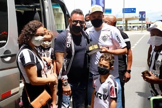 El fútbol de Brasil se abrió a los entrenadores extranjeros y los hinchas los piden... argentinos