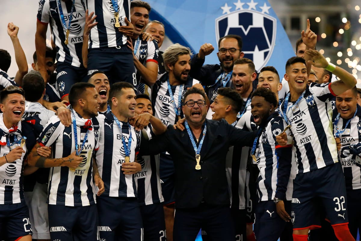 Antonio Mohamed, llegó como interino a Monterrey y se quedó con el título Apertura mexicano