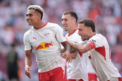 Antonio Nusa, uno de los delanteros que se destacaron en el Mundial con la selección de Noruega, se mantuvo en Leipzig e inició la Bundesliga convirtiendo un golazo: ¿cuánto lo exprimirá Demichelis?