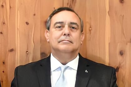 Antonio Pronsato en el acto de apertura de licitación Pública N° 01-2022 para la adquisición de cañerías del Gasoducto Presidente Néstor Kirchner