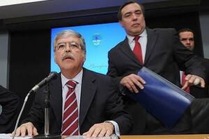 Antonio Pronsato, en una imagen con Julio De Vido de 2005, cuando era funcionario del entonces ministro de Planificación