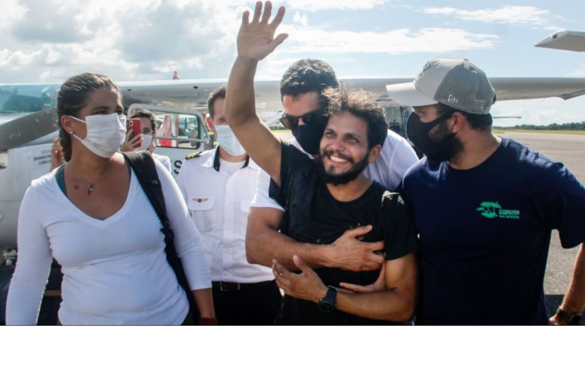 Antonio Sena fue recibido por familiares y amigos tras su milagroso rescate