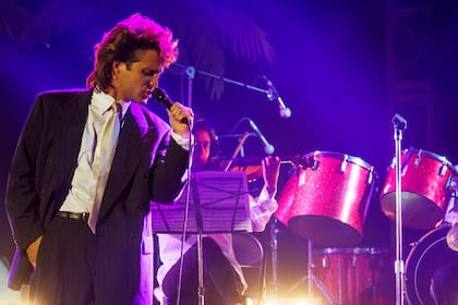 Anuncian el nuevo elenco de la segunda temporada de Luis Miguel, la serie