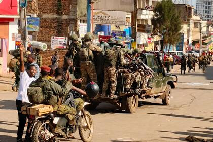 Anuncian que gobierno del Congo y el grupo rebelde M23 han aceptado tener conversaciones de paz