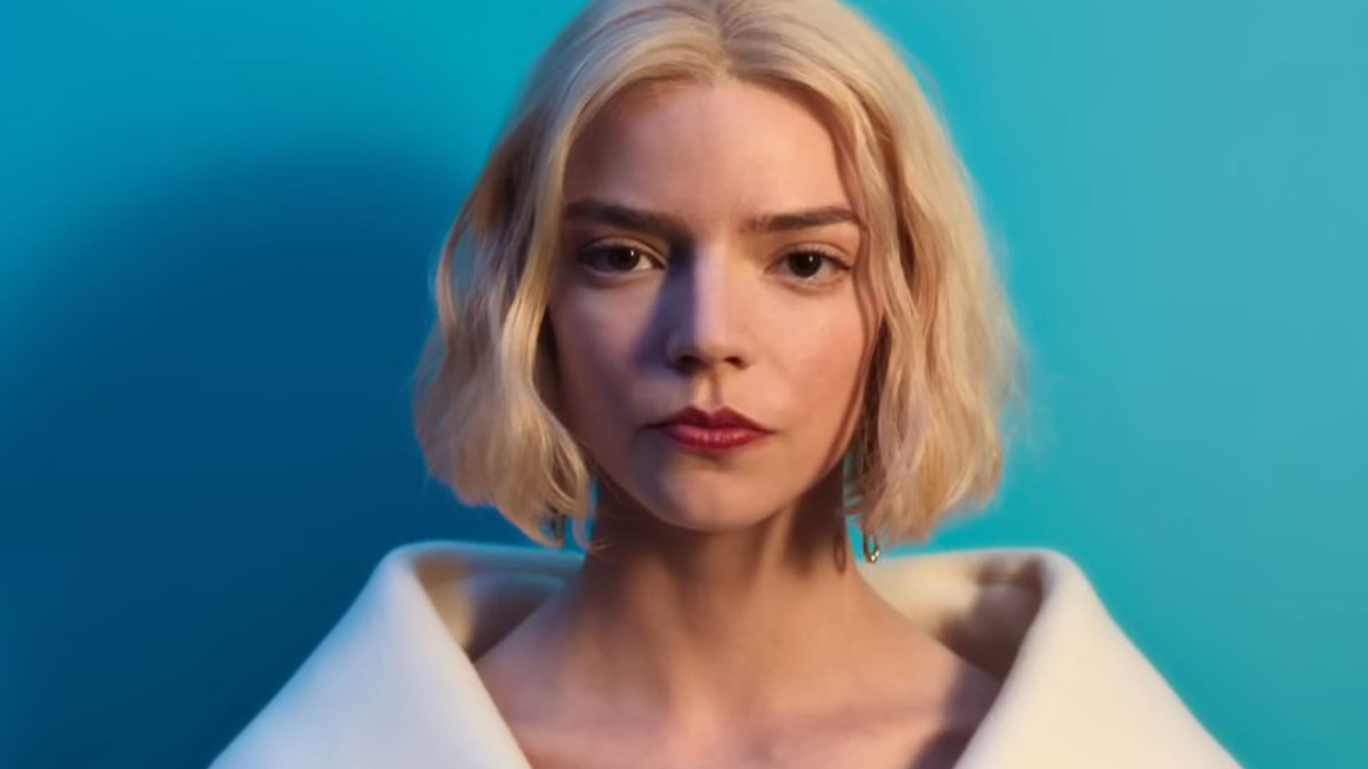 Anya Taylor-Joy en una escena de Lucky, la miniserie de Apple TV que protagoniza y se estrena el 15 de julio