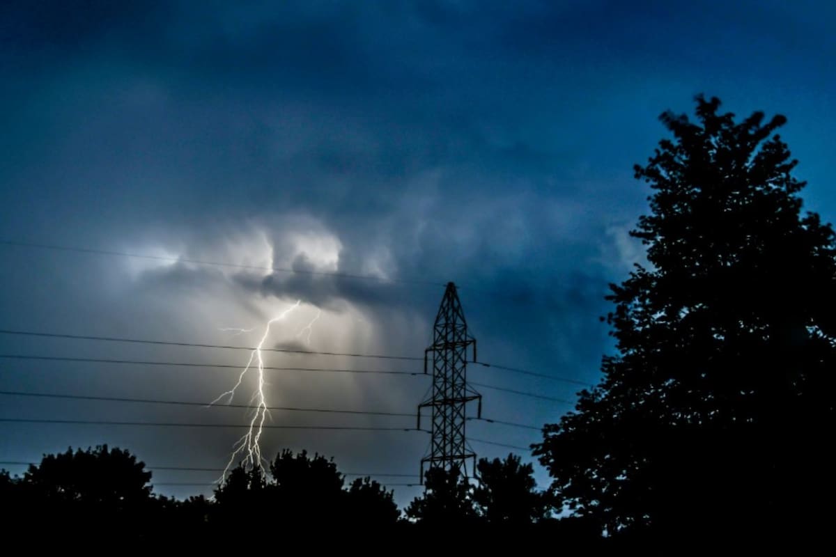 Apagones masivos y cortes de luz en Michigan