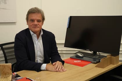Apasionado de la gestión deportiva, tiene proyectos innovadores para Independiente