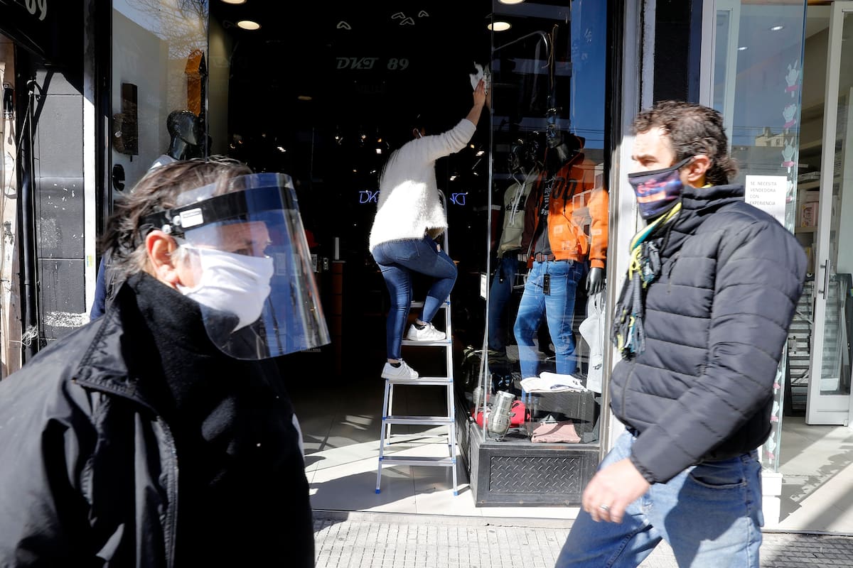 Apertura de comercios sobre la Avenida Avellaneda