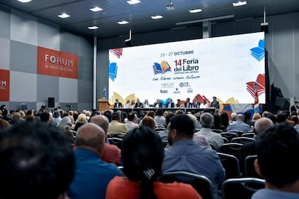 Apertura de la Feria del Libro de Santiago del Estero