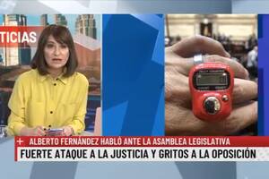 Apertura de sesiones 2023: Martin Tetaz llevó un anillo digital al Congreso
