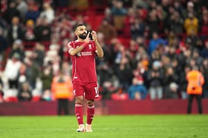 El regreso de Salah en Liverpool, después del conflicto: ovación, un pase-gol y abrazos