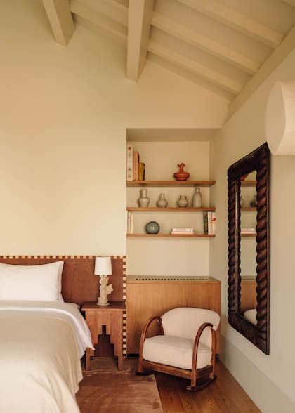 Aplique de pared (Flores Textile Studio).