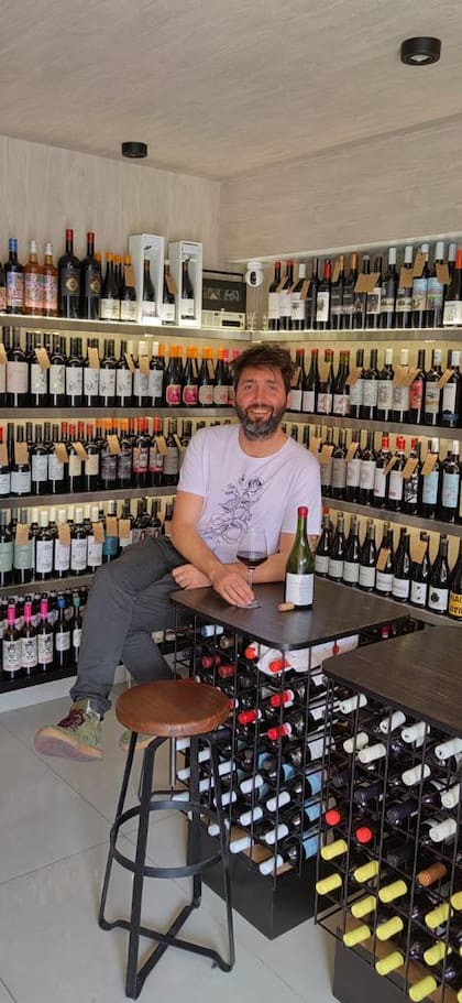 Apotheke significa en alemán farmacia, por eso la estética del lugar tiene un diseño inspirado en lo farmacéutico