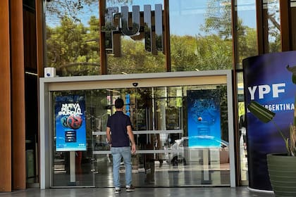 APP YPF cuenta con más de 7 millones de descargas, 3 millones de usuarios activos y 2,6 millones de cuentas virtuales activas.