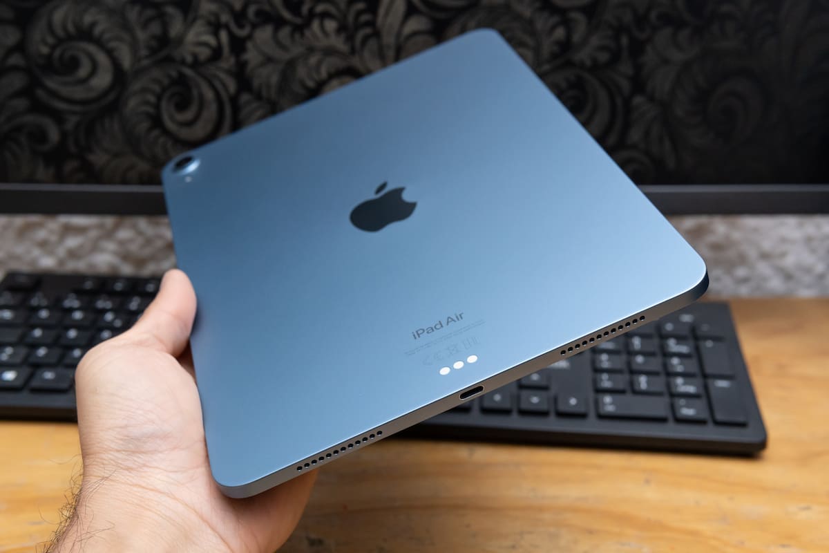 Apple aumentó el precio de sus computadoras y tabletas, respondiendo al alza del precio de dos componentes clave como son la memoria RAM y el almacenamiento