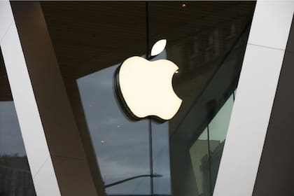 Apple lidera el mercado mundial de teléfonos con una cuota del 20% en 2025
