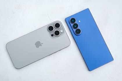 Apple superó a Samsung a nivel mundial y en 2025 fue el mayor fabricante de smartphones