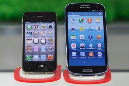 Apple y Samsung vuelven a enfrentarse otra vez en los tribunales por una disputa de patentes en dispositivos móviles