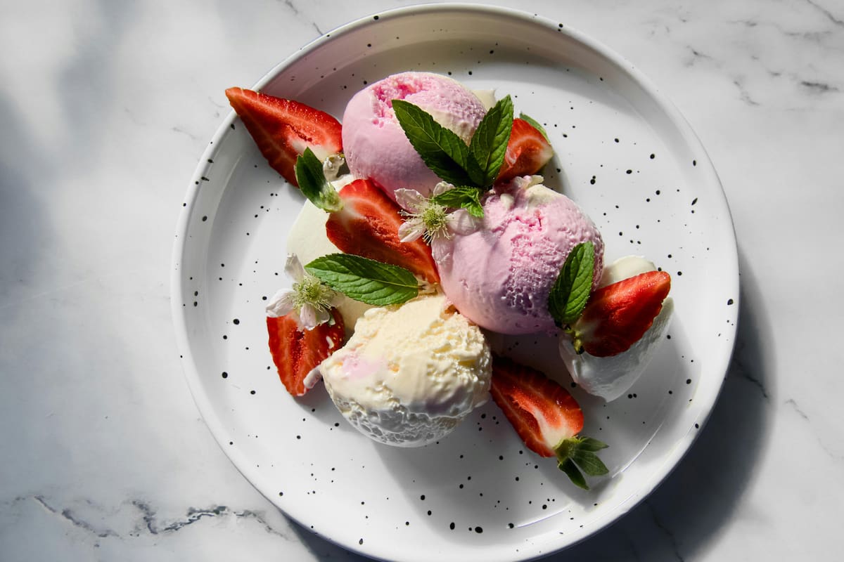 Aprendé cómo hacer helado casero en simples pasos, sin azúcar ni aditivos