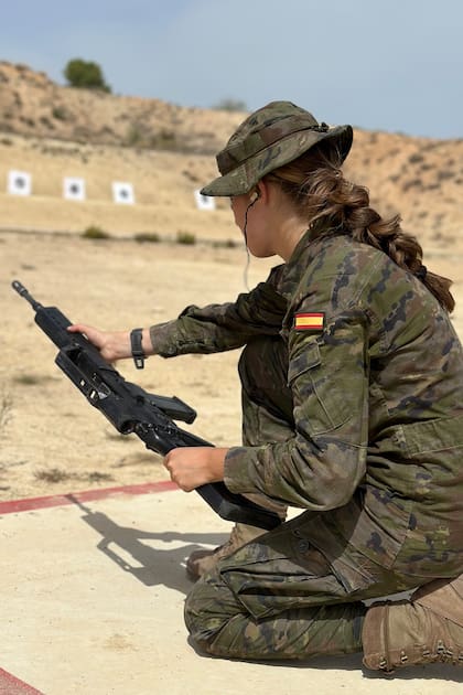 Aquí, durante las prácticas de tiro.