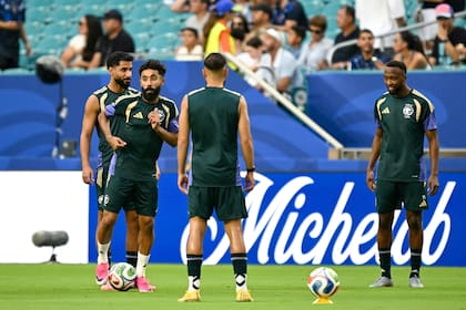 Arabia Saudita rescató un empate 1 a 1 ante Uruguay y quiere cortar con la ilusión de España