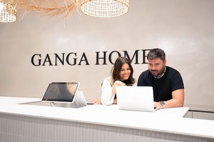 Araceli Arriola y Jonatan Feit comenzaron con el proyecto hace cuatro años en el garage de su casa de Los Polvorines
