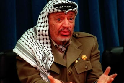Arafat proclamó unilateralmente un Estado palestino independiente en 1988