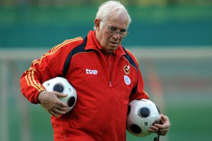 Aragonés consiguió un título para España después de 44 años