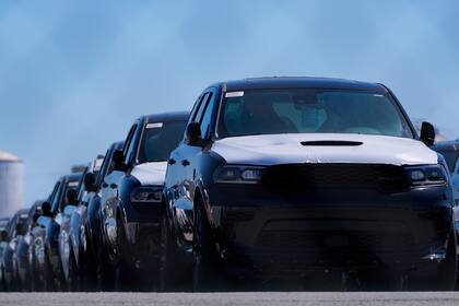 Aranceles automotrices de Trump: Lo que deben saber los compradores de vehículos este año