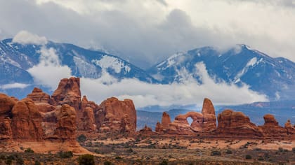 Arches National Park y Canyonlands National Park son algunos de los parques nacionales más importantes de Moab y de Utah (Unsplash/Andrey Grinkevich)