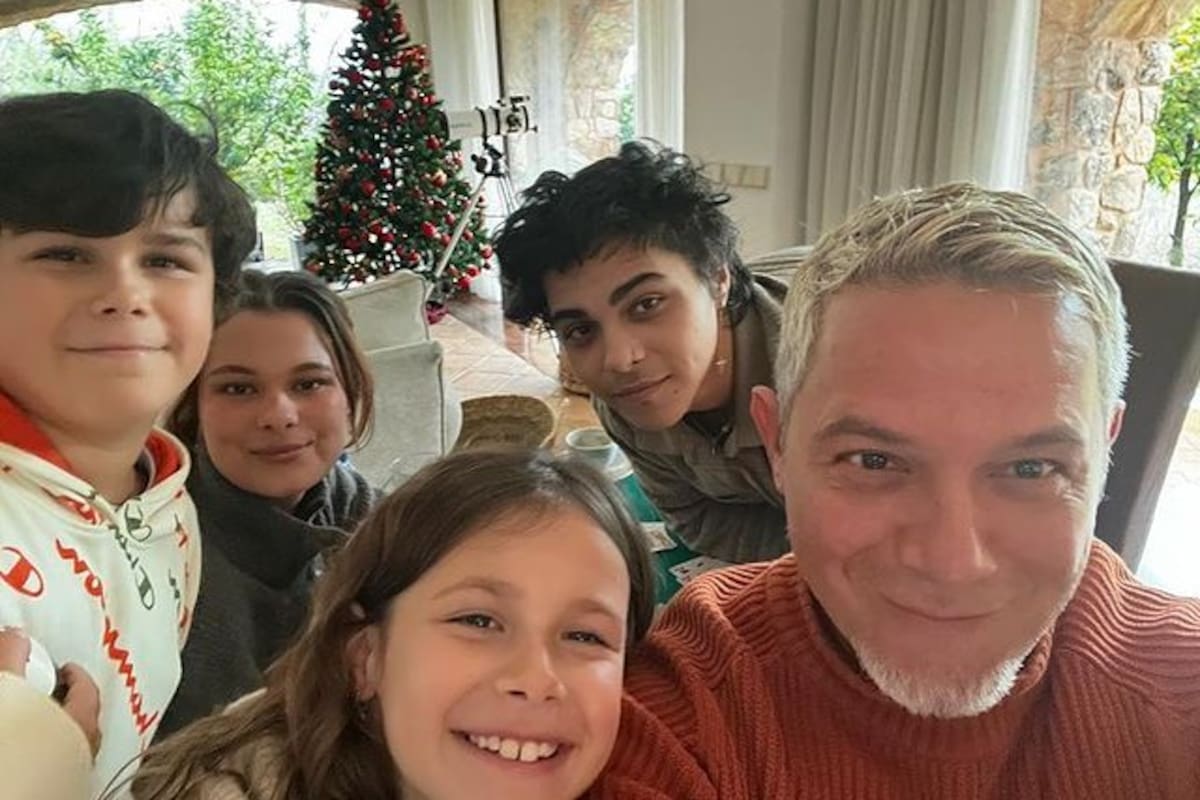ARCHIVO-. Alejandro Sanz es padre de cuatro hijos: Manuela, Alexander, Dylan y Alma