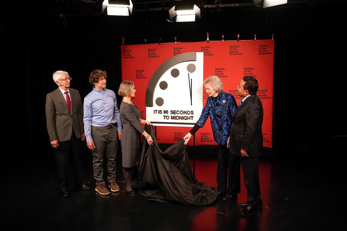 Archivo.- Científicos ajustan nuevamente el Reloj del Apocalipsis (en inglés, Doomsday Clock)