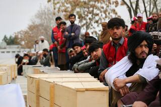 La ONU dice que casi 500 civiles afganos han muerto en combates entre Pakistán y Afganistán desde octubre