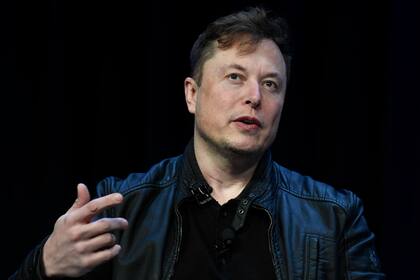 ARCHIVO - El director general de Tesla y SpaceX, Elon Musk, habla en la conferencia y exposición SATELLITE en Washington, 16 de diciembre de 2022. (AP Foto/Susan Walsh, File)