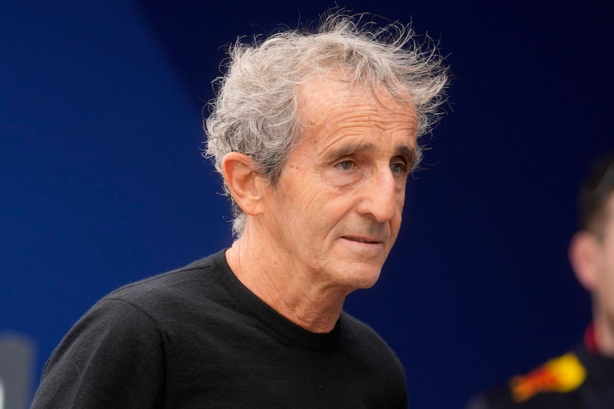 ARCHIVO - El expiloto Alain Prost el 25 de mayo de 2024, previo al Gran Premio de Mónaco de Fórmula Uno.
(AP Foto/Luca Bruno, archivo)
