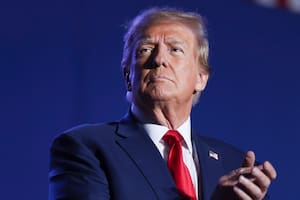 Archivo.- El expresidente Donald Trump habla en un mitin de campaña el sábado 16 de diciembre de 2023, en Durham, New Hampshire (AP Foto/Reba Saldanha)